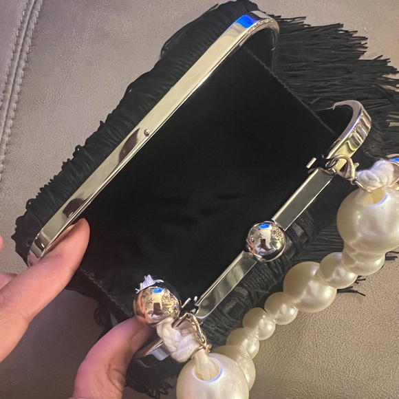 Black Fringe Evening Clutch Bag with Pearl Strap - Picture 3 of 4